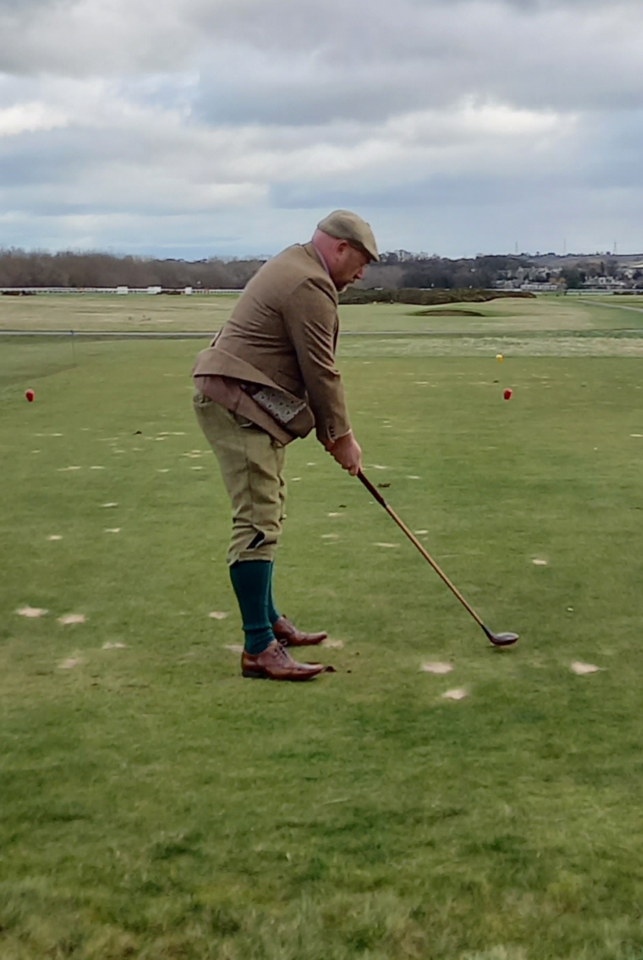 Back to the Future at Musselburgh Old Course – What a Bonnie looking golfer